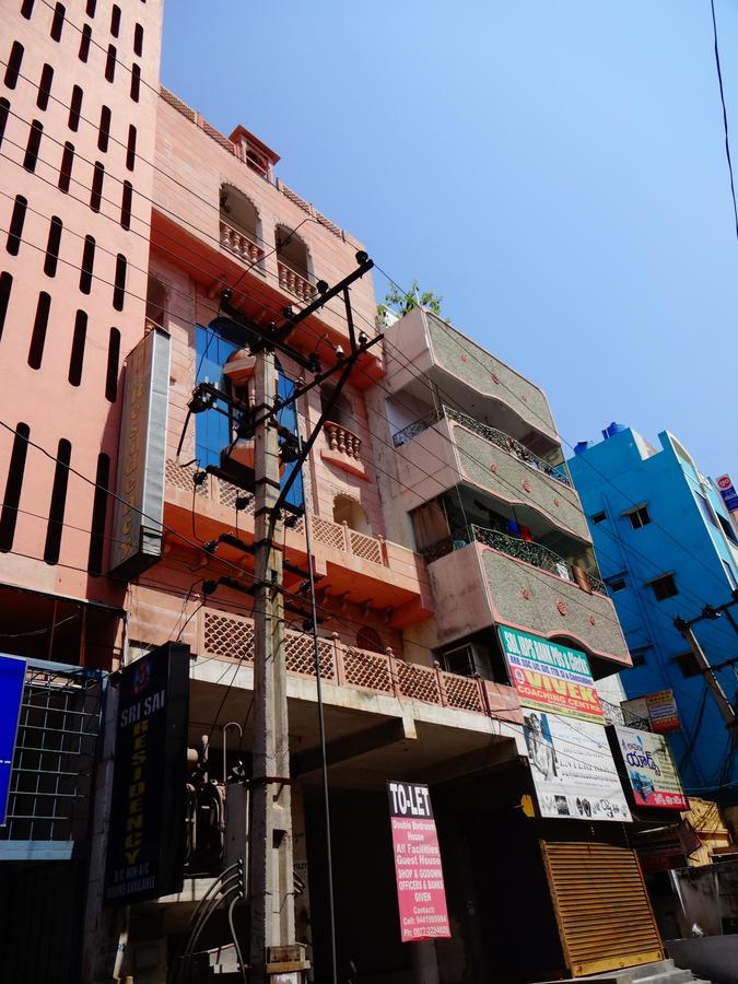 Sri Sai Residency Hotel Tirupati Eksteriør billede